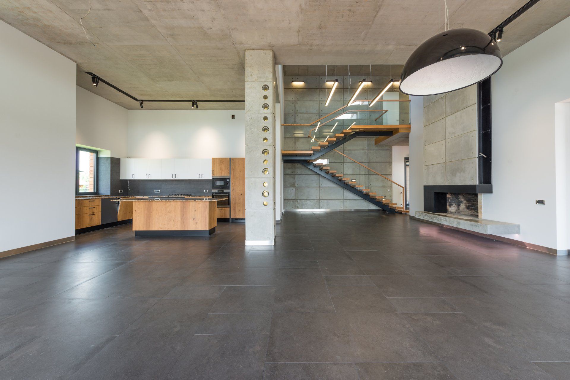 Tile & Stone Flooring