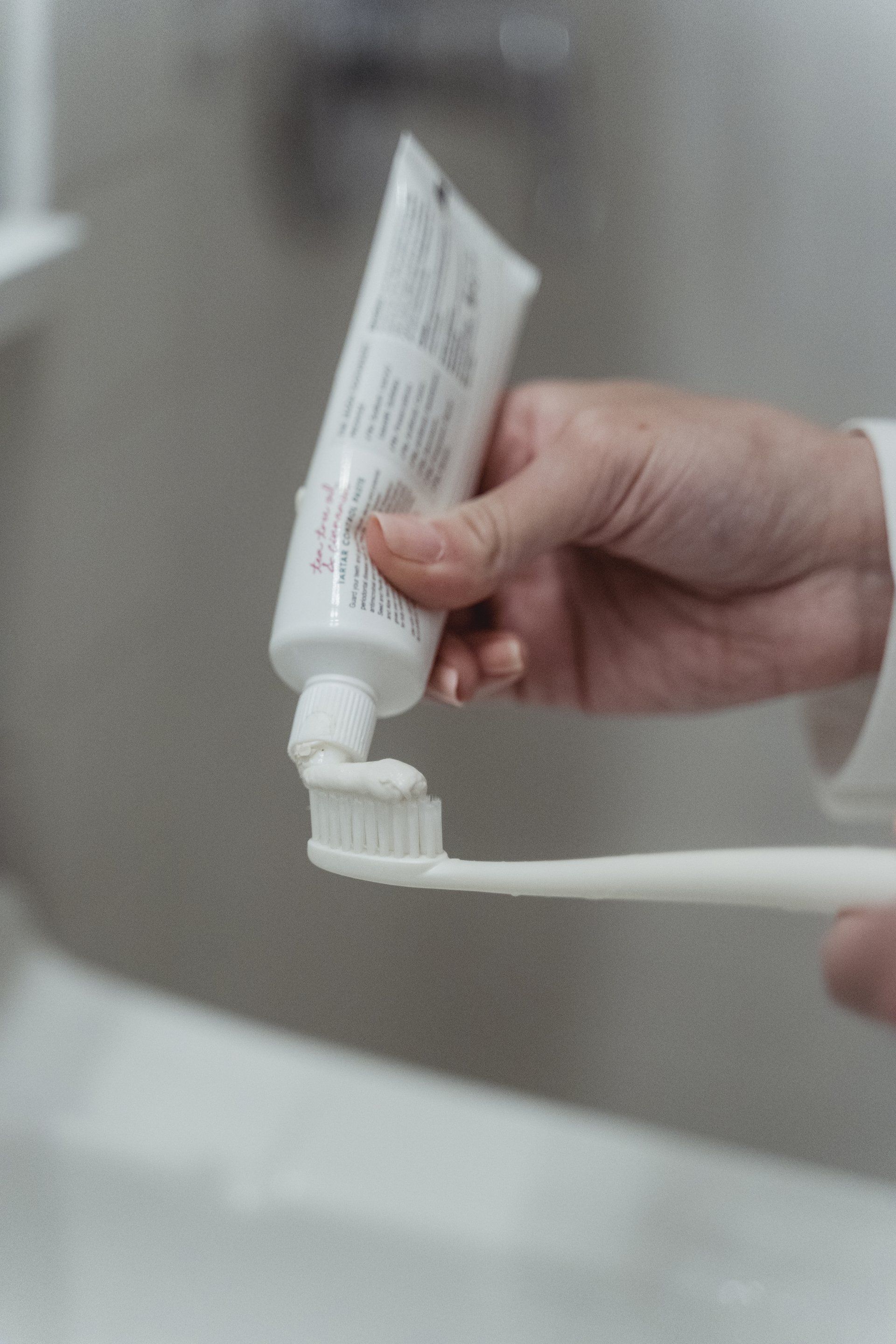 A Quick Introduction to 3 Different Types of Toothpaste