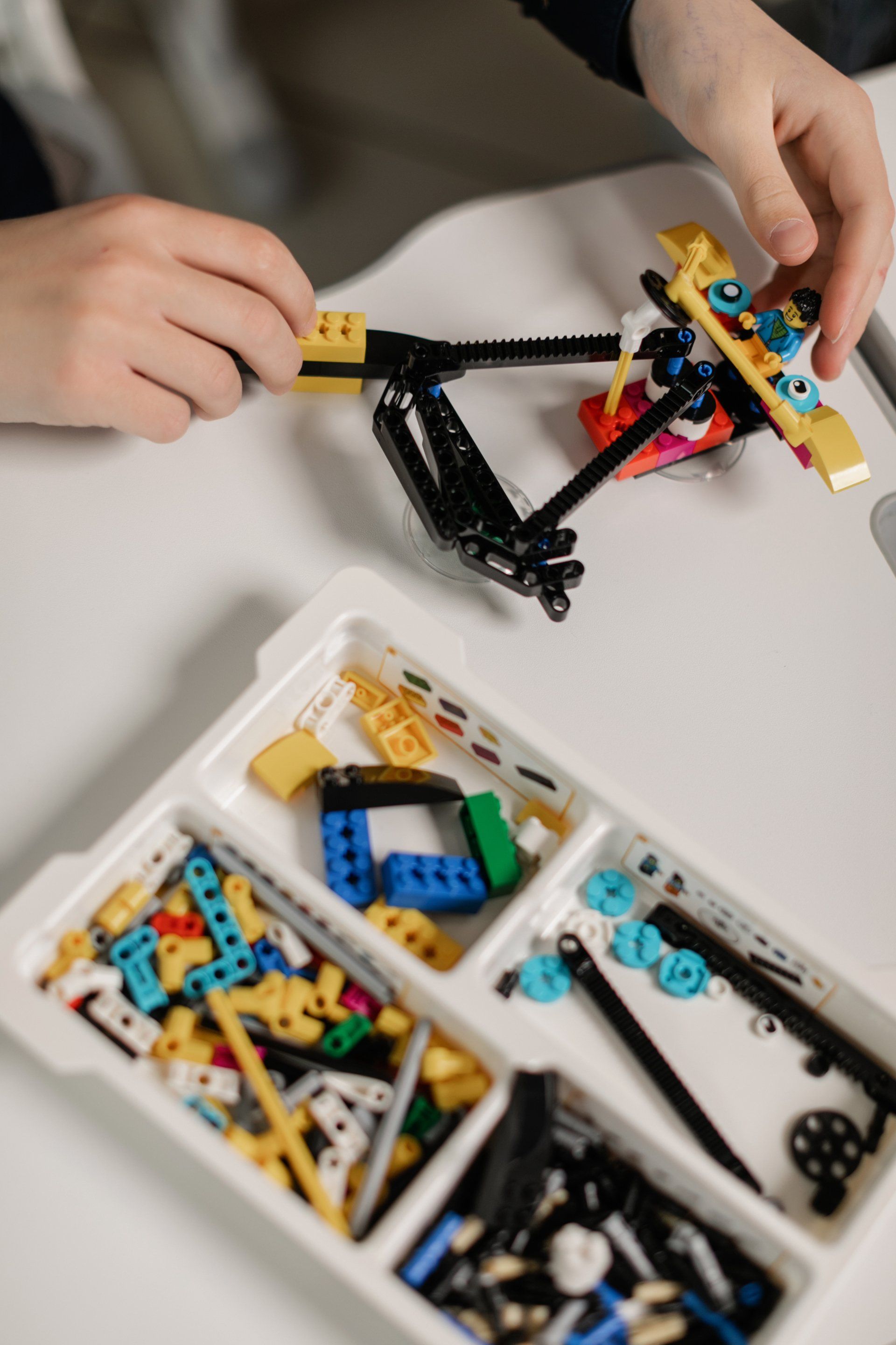 STEM IS US Engineering Programs for camps and after school