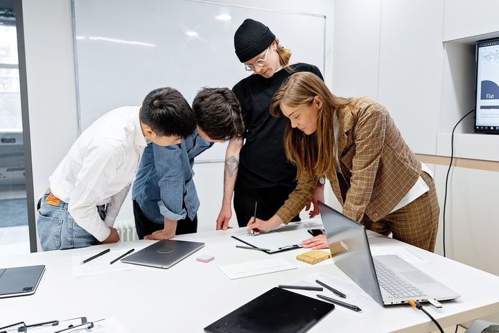 Teambuilding gericht op plezier, natuurbeleving en elkaar beter leren kennen – hét fundament volgens Patrick Lencioni.