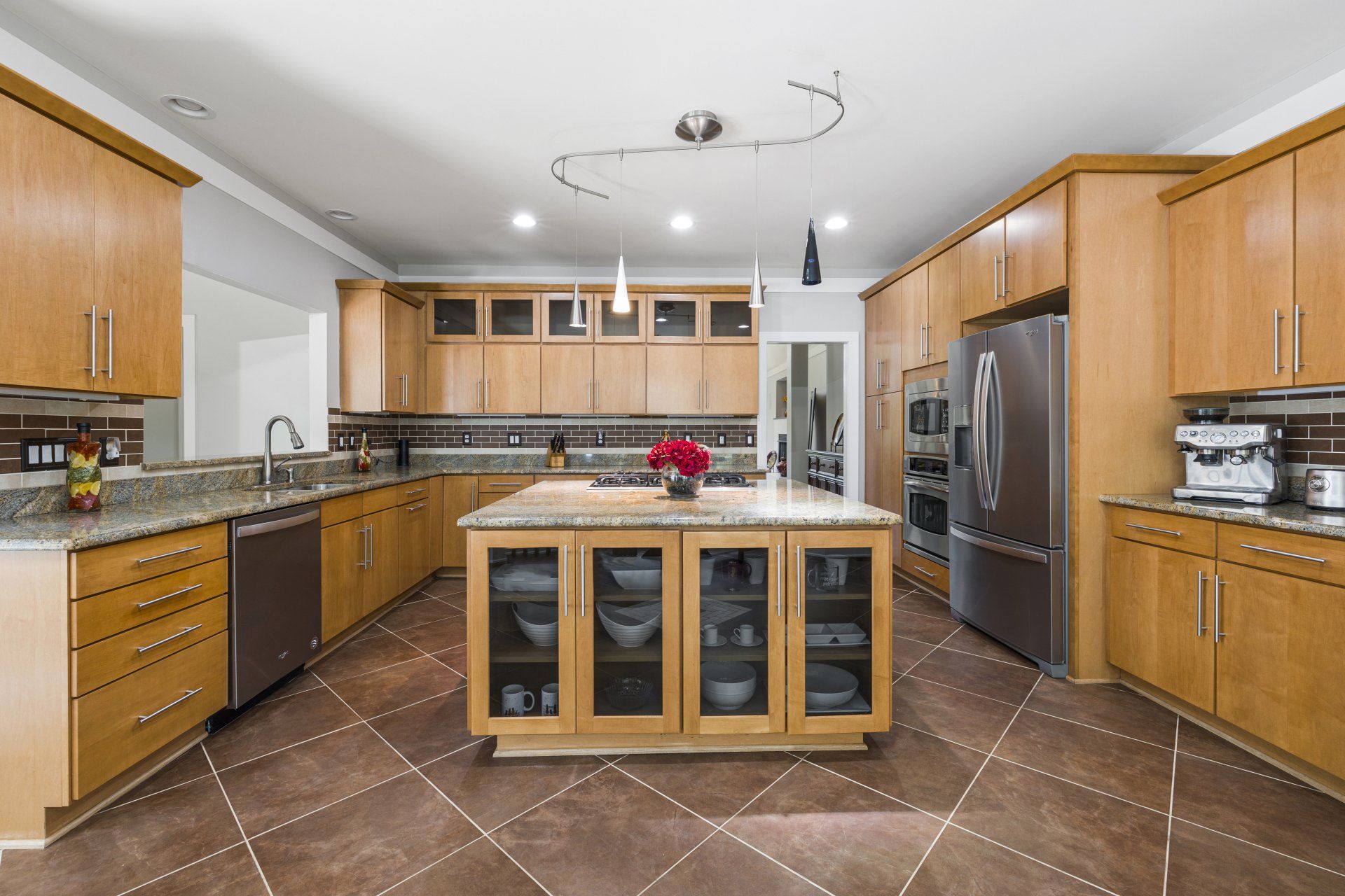 cabinet refinishing