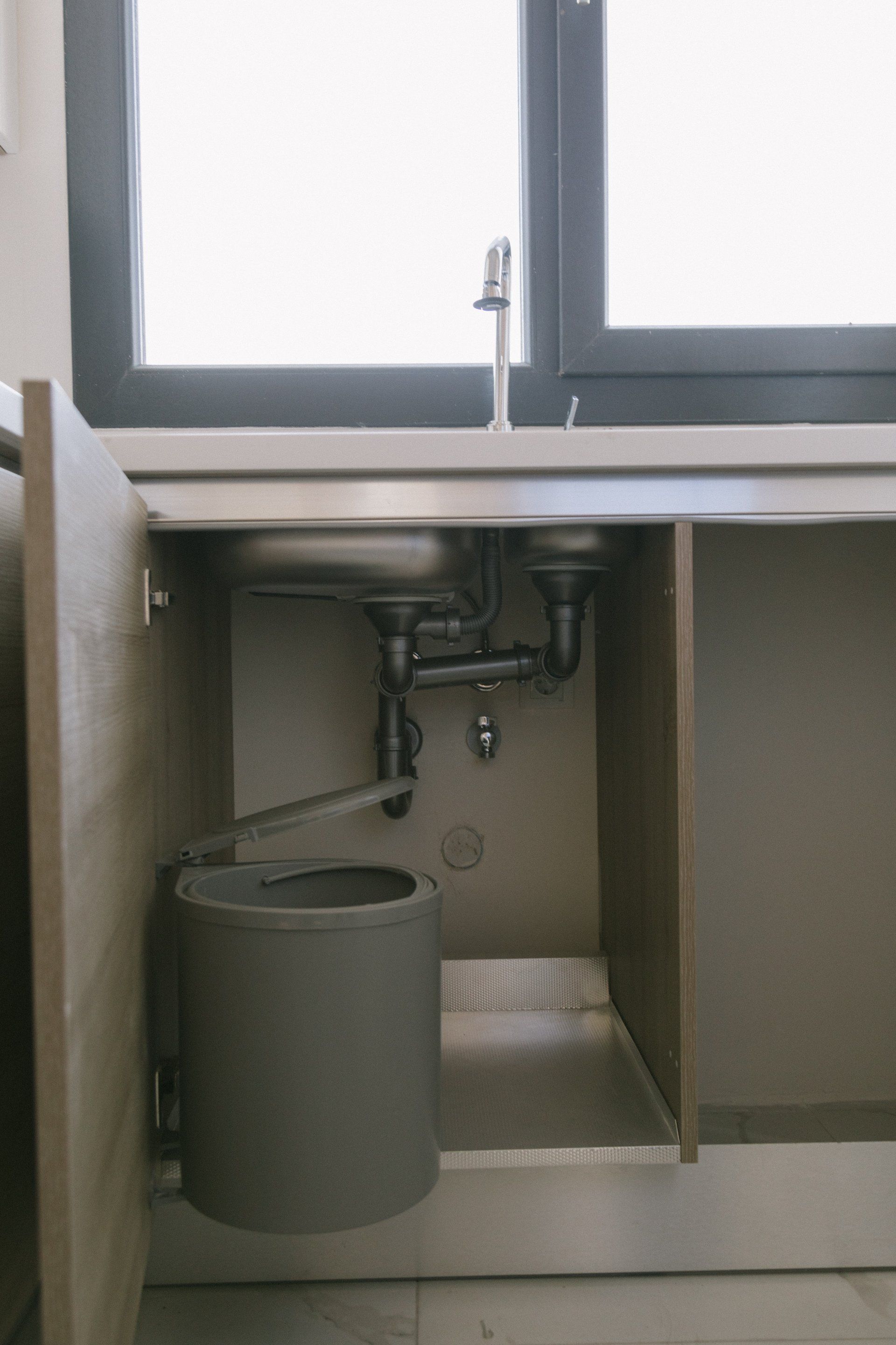 kitchen sink