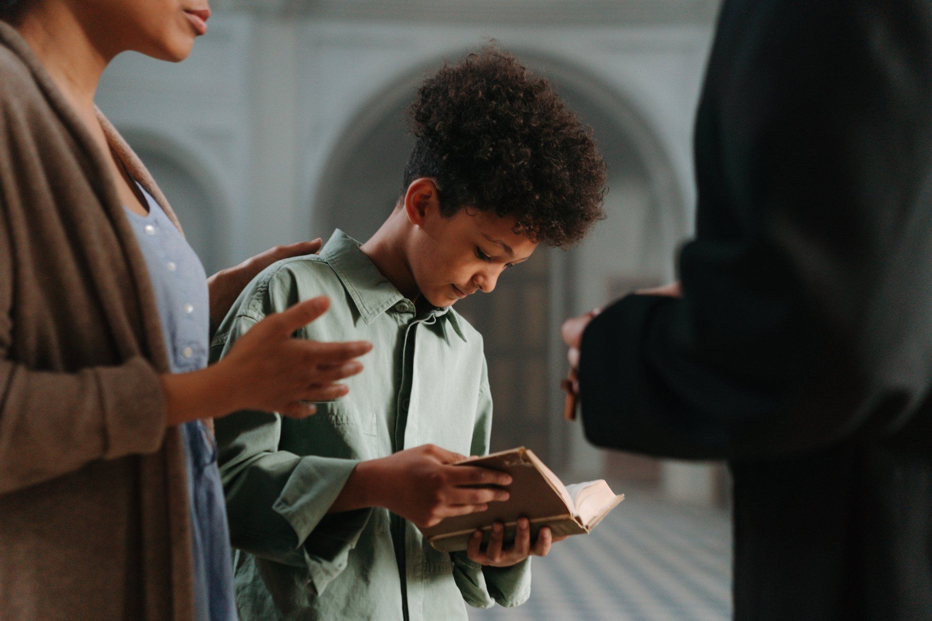 kid reading bible