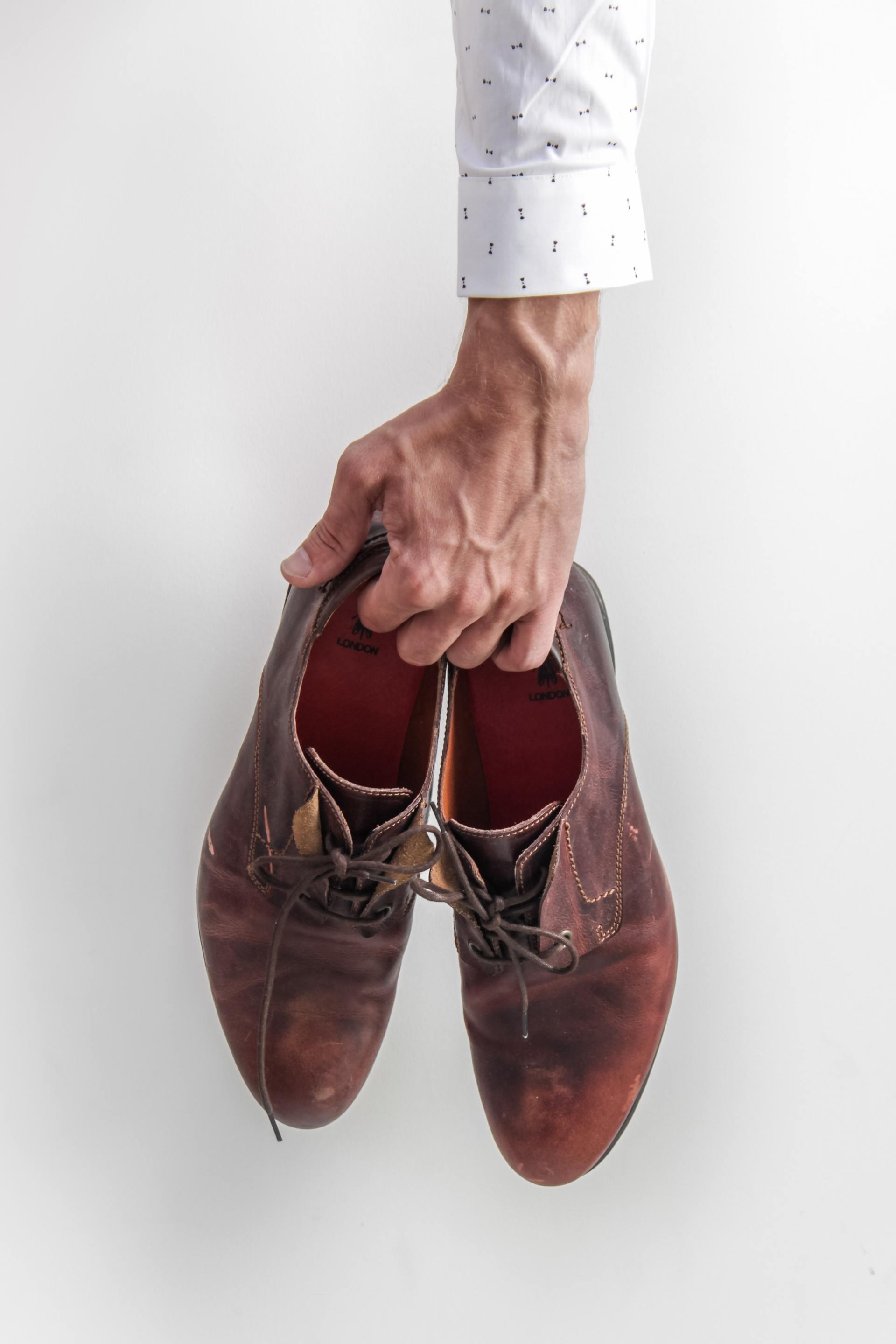 Scarpe inglesi in tessuto