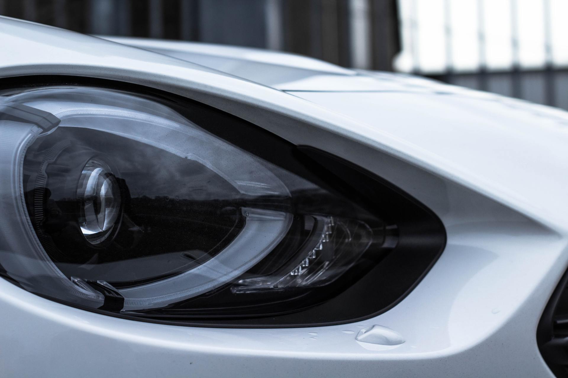 Close Up View of Headlamps