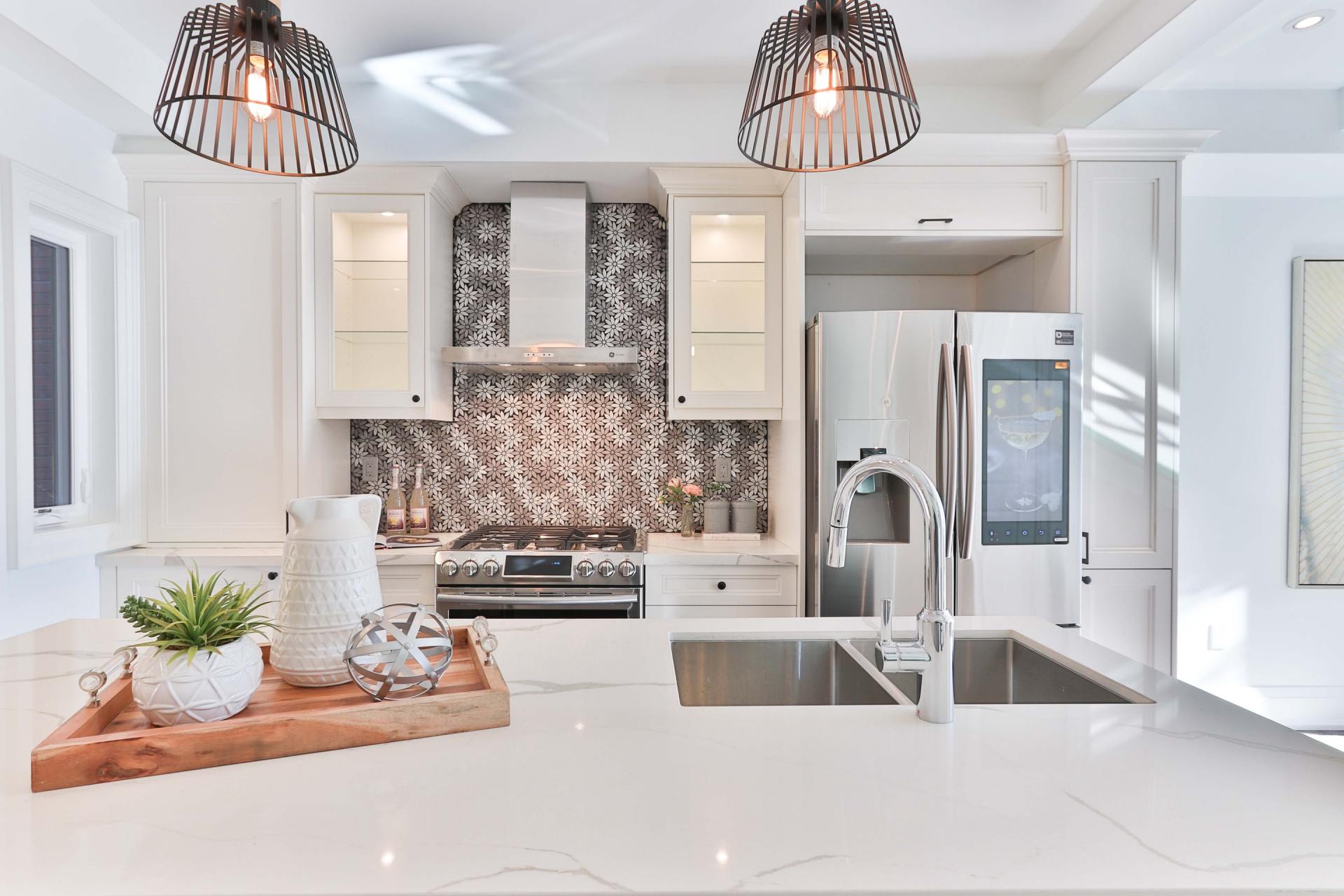 Decluttered Kitchen with a Minimalistic feeling with a beautifully staged counter
