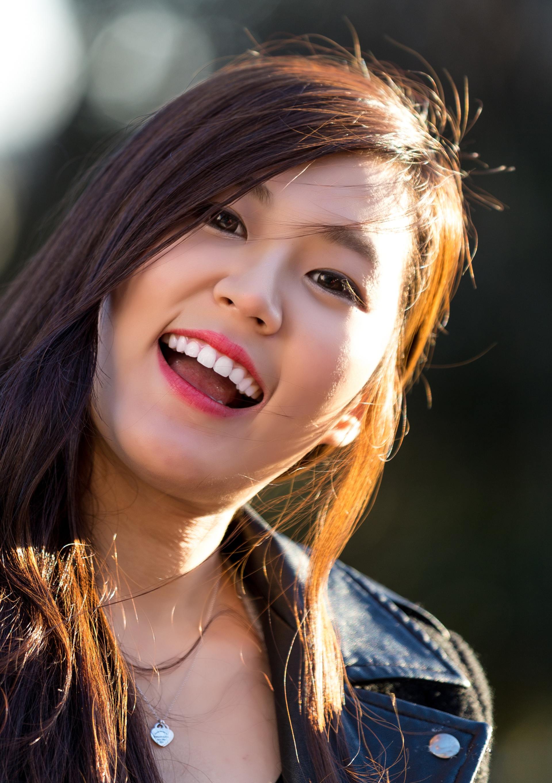 Enhance your smile with a cosmetic dentist in Humboldt, IA. Girlfriend Smile | Best Dentist Humboldt IA