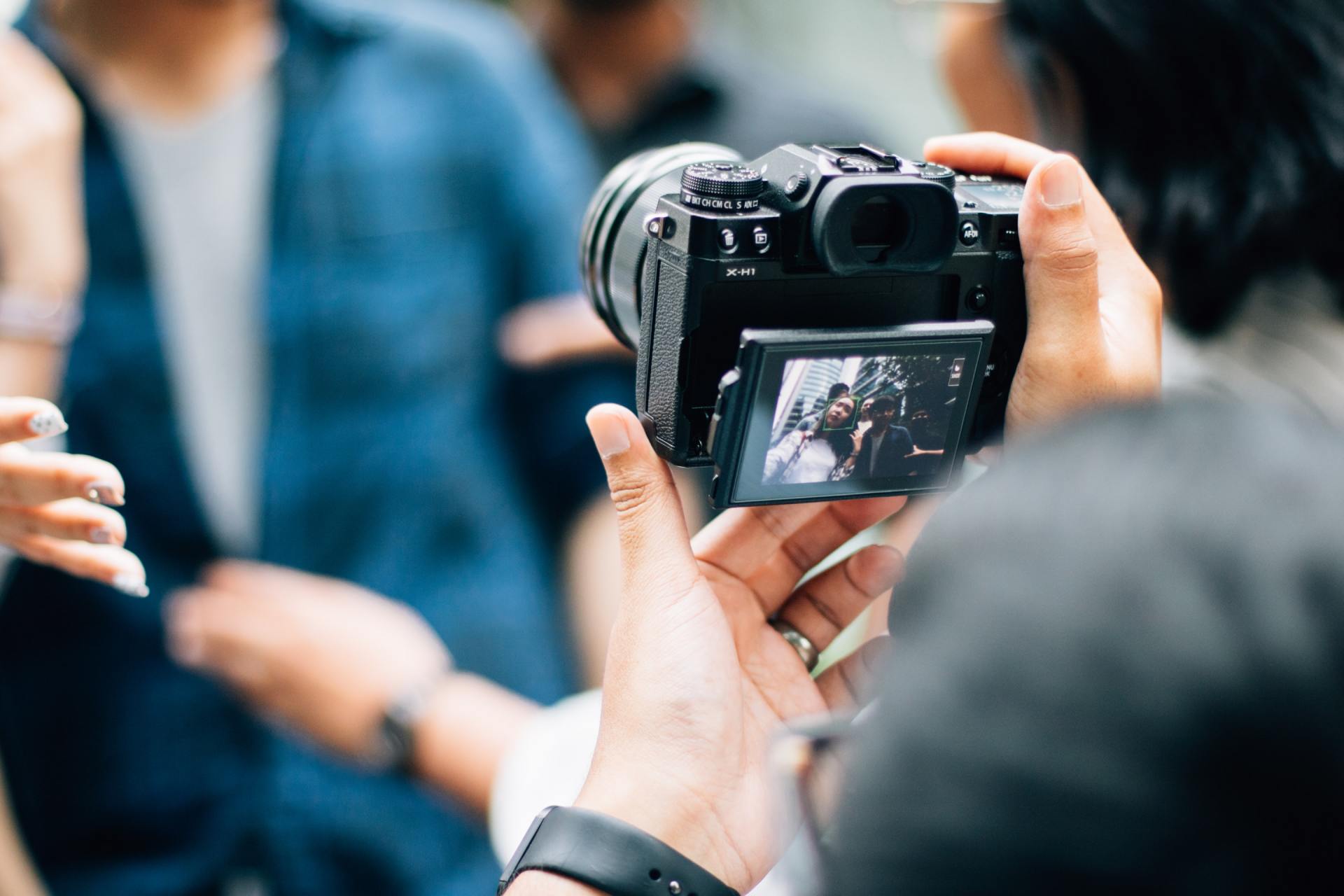 CAMERA BASICS - SIGN UP TODAY!!!  November 14, 10 am to Noon