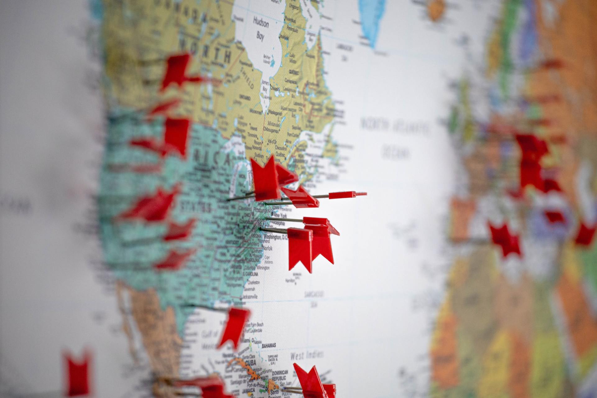 Map of North America with pinpoints showing where visitors are from