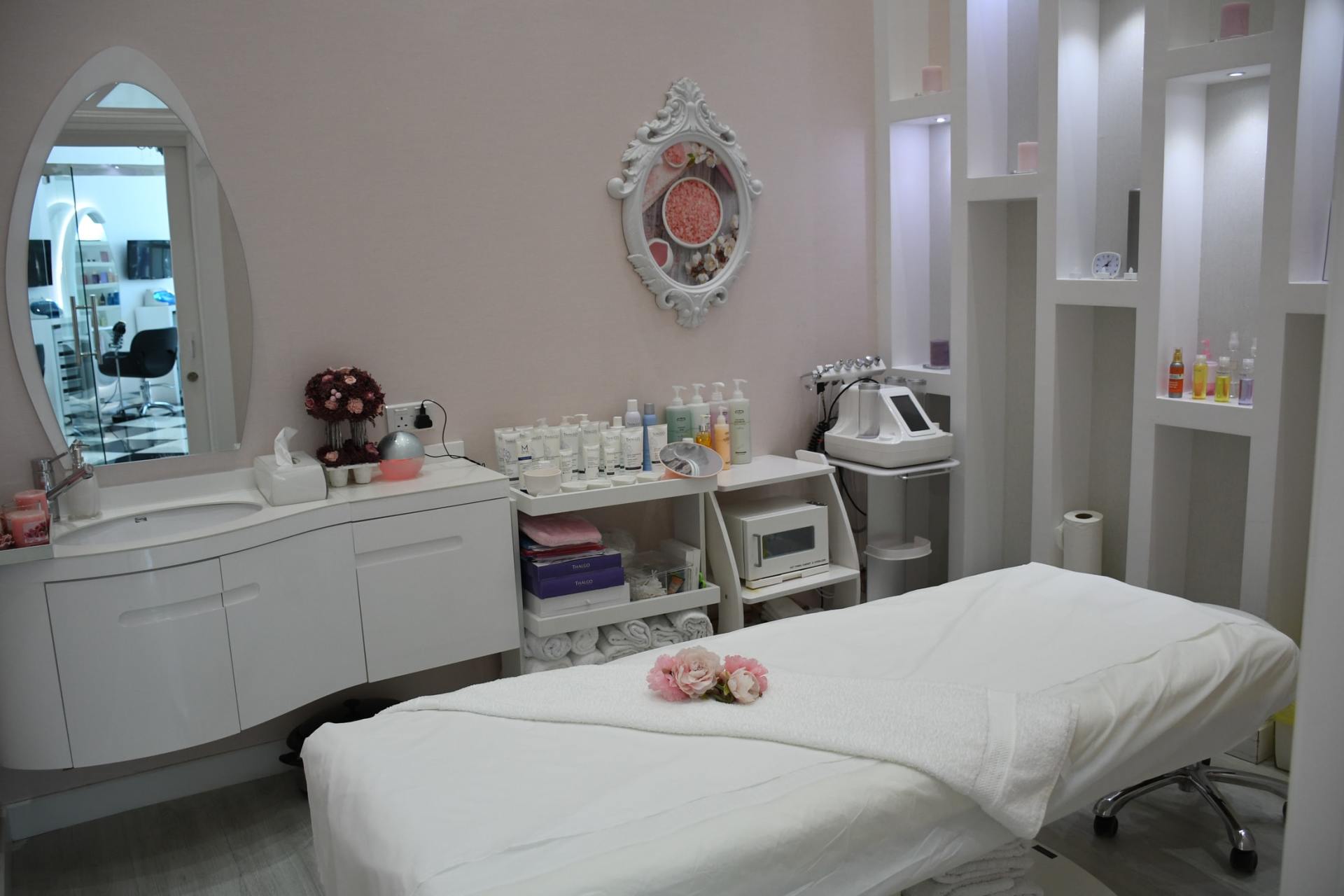 how long should i stay after massage