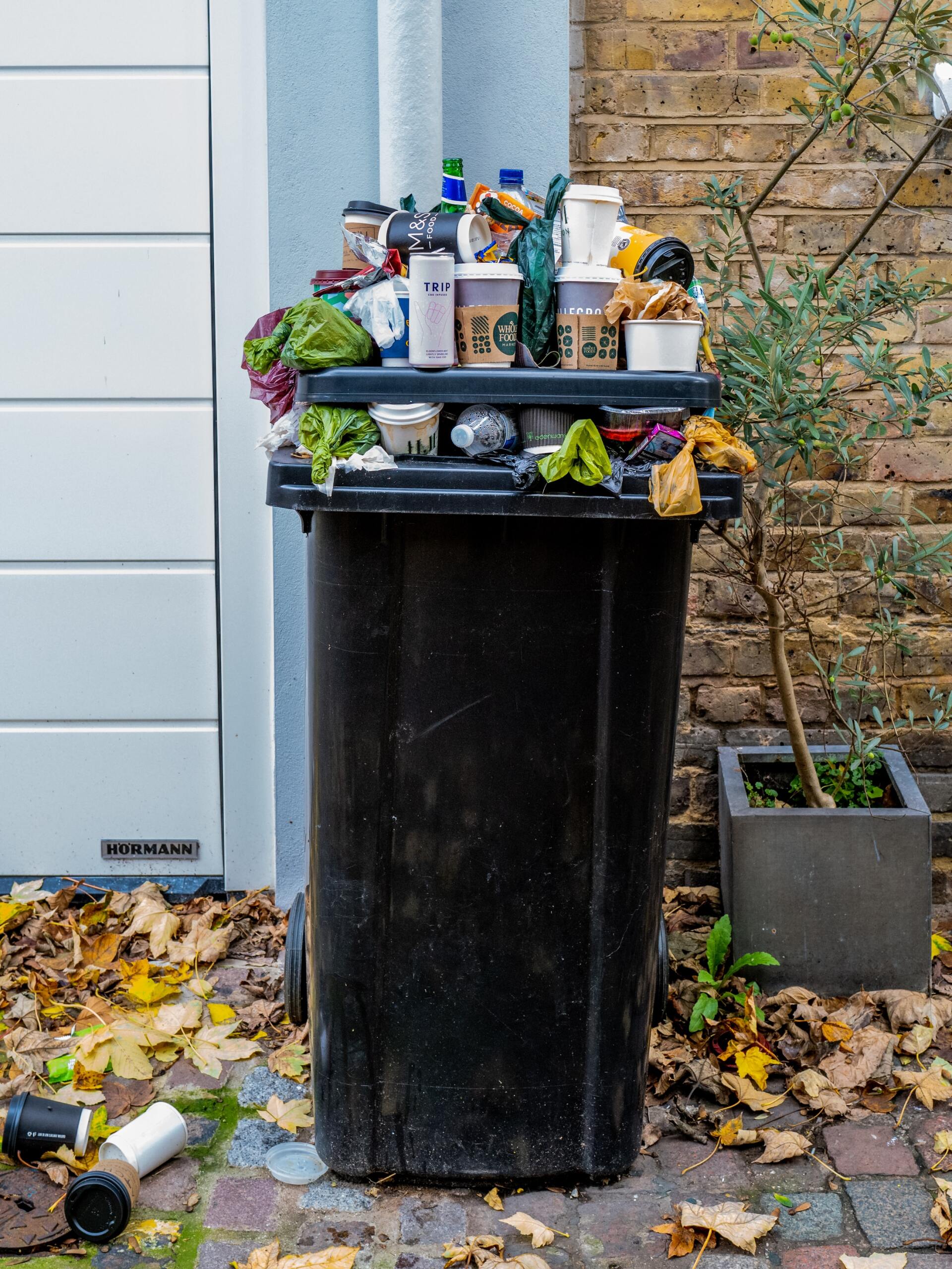 garbage pick up cranston