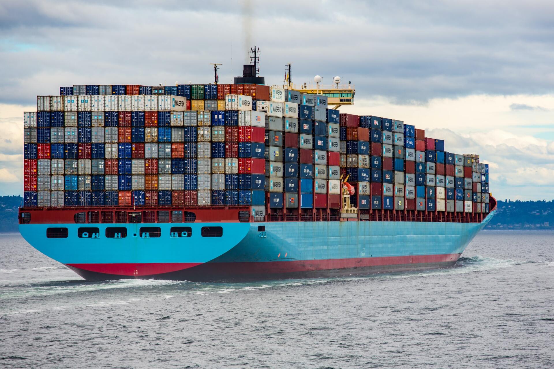 Navio, porto container, classificação fiscal de mercadorias
