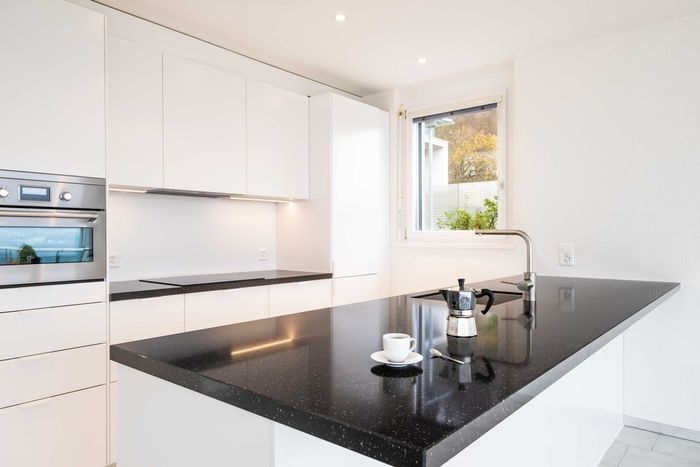 A picture of s kitchen after wall removals Perth worked on it